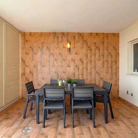 Apartament Terrace With Pool By Homing Lagos